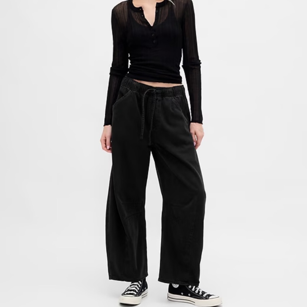 GAP Black Horseshoe Jeans